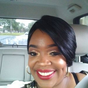 Meet your Posher, Dana